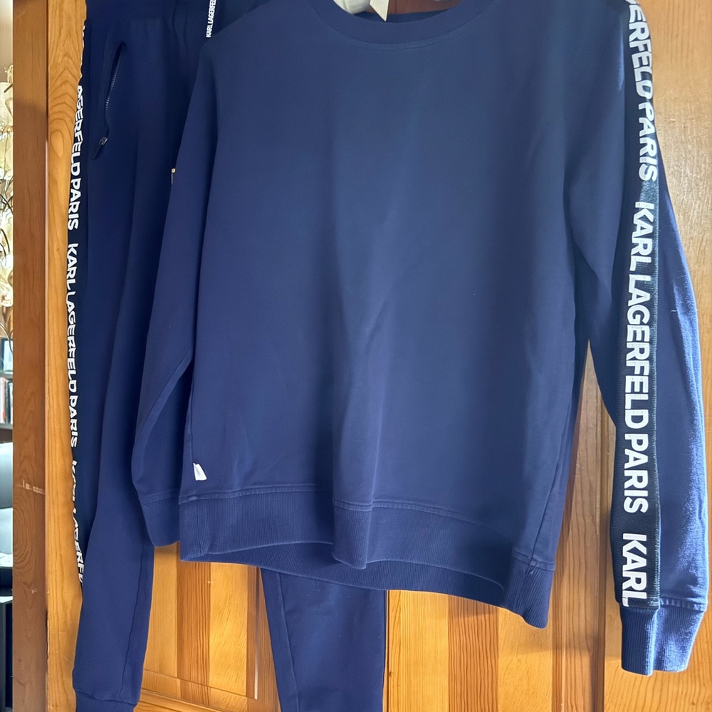 Karl Lagerfeld navy blue jogger top a size. Small bottoms are extra small. - Picture 2 of 4